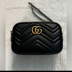 AUTHENTIC GUCCI GG MARMONT MATELASSÈ MINI CROSSBODY BAG